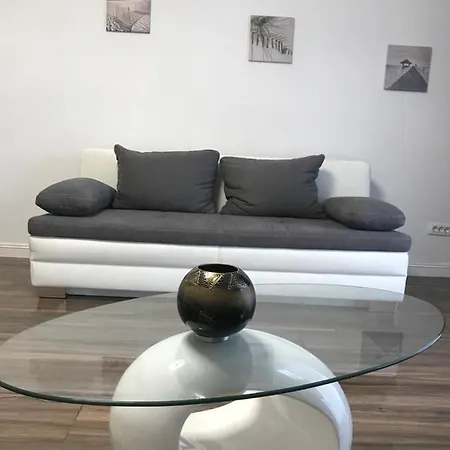 White Tower Studio Deluxe - Mamaia Summerland