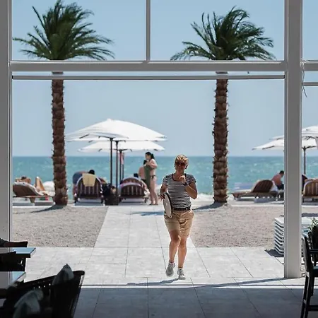 White Tower Studio Deluxe - Mamaia Summerland Mamaia